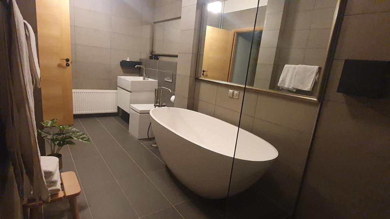 Old Town Apartment 派尔努 外观 照片